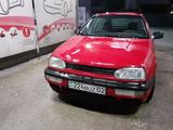 Volkswagen Golf 1994 года за 10 000 тг. в Алматы