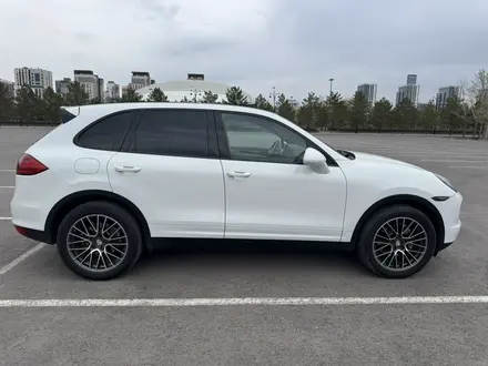 Porsche Cayenne 2012 года за 14 000 000 тг. в Астана – фото 6