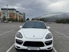 Porsche Cayenne, 2012