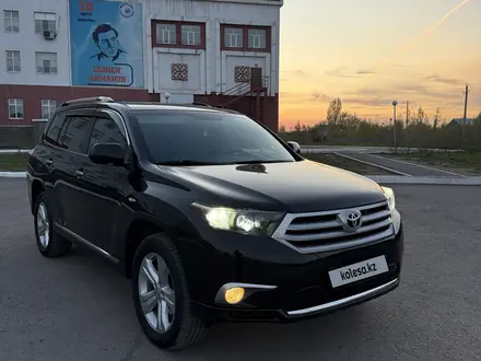 Toyota Highlander 2011 года за 11 800 000 тг. в Астана