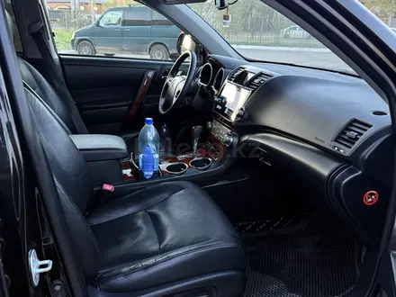 Toyota Highlander 2011 года за 11 800 000 тг. в Астана – фото 28