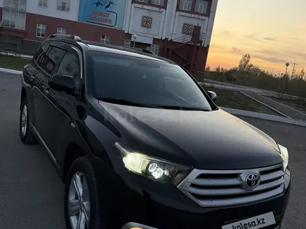Toyota Highlander 2011 года за 11 800 000 тг. в Астана – фото 2