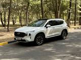 Hyundai Santa Fe 2023 года за 18 800 000 тг. в Алматы – фото 3