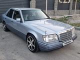 Mercedes-Benz E 220 1993 годаүшін4 200 000 тг. в Алматы – фото 2