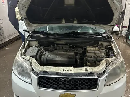 Chevrolet Aveo 2013 года за 2 700 000 тг. в Астана – фото 12