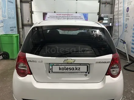 Chevrolet Aveo 2013 года за 2 700 000 тг. в Астана – фото 4