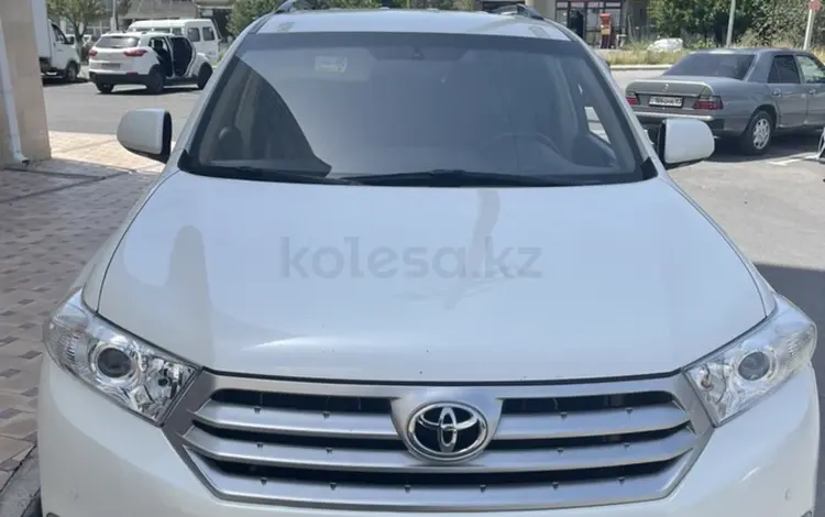 Toyota Highlander 2013 года за 13 700 000 тг. в Алматы