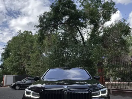 BMW 740 2019 года за 58 000 000 тг. в Уральск