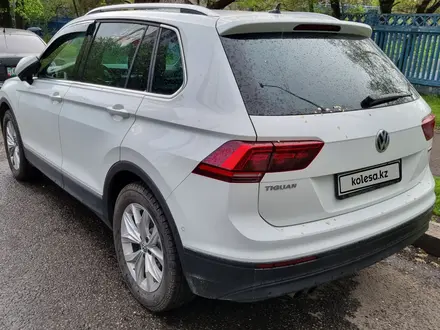 Volkswagen Tiguan 2020 года за 13 700 000 тг. в Алматы – фото 4