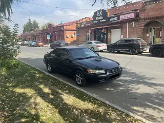 Toyota Camry, 1999