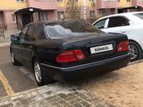 Mercedes-Benz E 280 1998 годаүшін3 700 000 тг. в Актау – фото 3