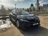 Toyota Camry 2018 года за 14 800 000 тг. в Шымкент – фото 5