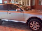 Volkswagen Touareg 2004 года за 6 000 000 тг. в Атырау – фото 3