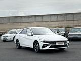 Hyundai Elantra 2022 года за 9 590 000 тг. в Шымкент – фото 4