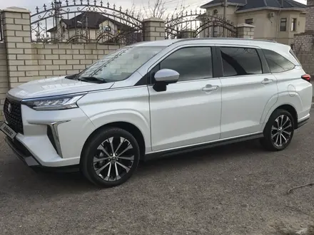 Toyota Veloz 2023 года за 11 500 000 тг. в Актау – фото 2