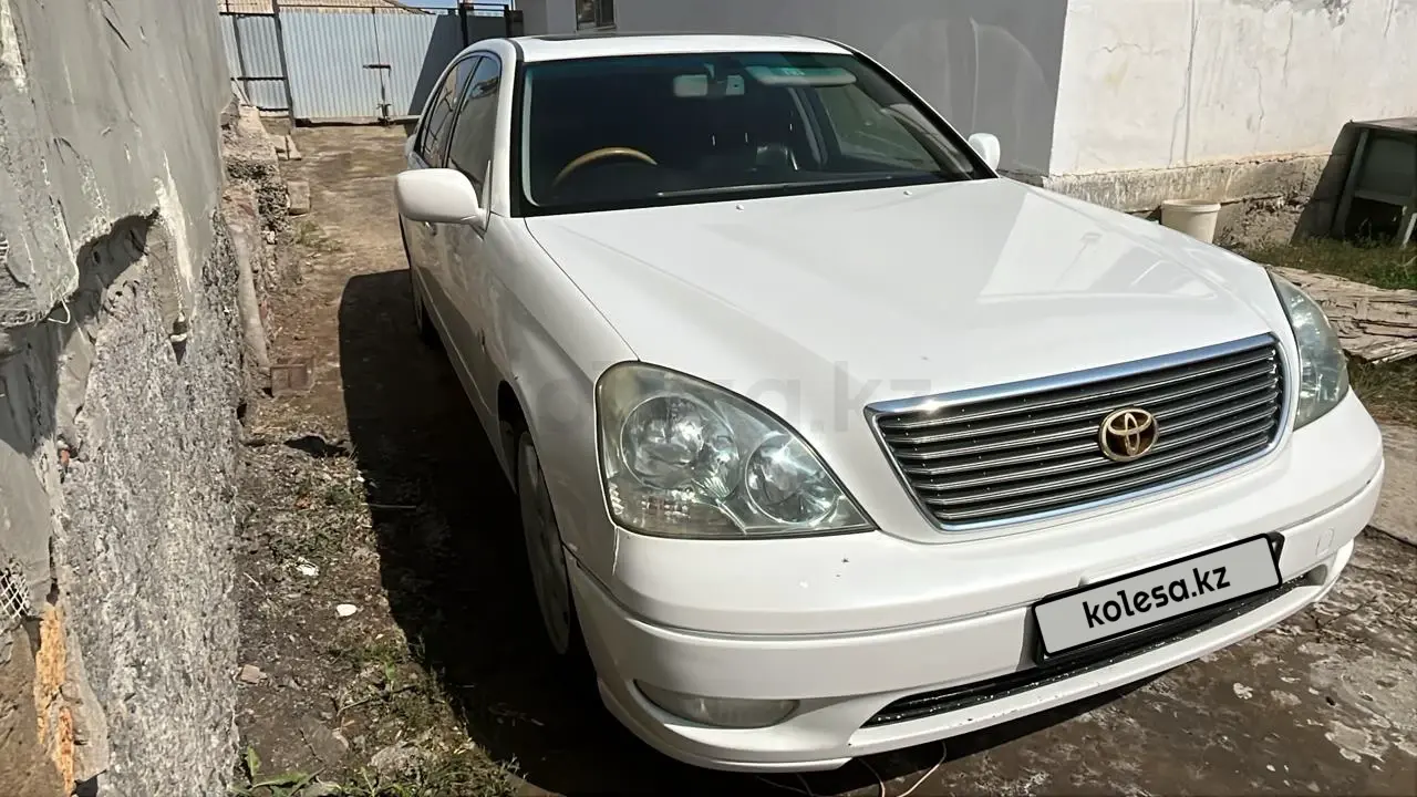 Toyota Celsior, 2001