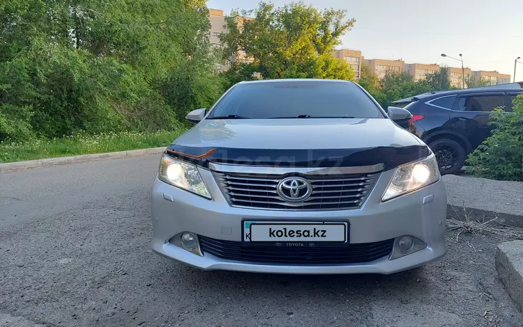 Toyota Camry 2014 года за 10 800 000 тг. в Усть-Каменогорск