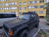 Jeep Cherokee 1993 года за 3 500 000 тг. в Павлодар