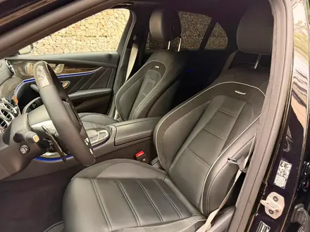 Mercedes-Benz E 63 AMG Sport Plus 2023 года за 85 000 000 тг. в Алматы – фото 17