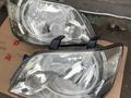 Передние фары Toyota Noah (2001-2007) за 25 000 тг. в Алматы