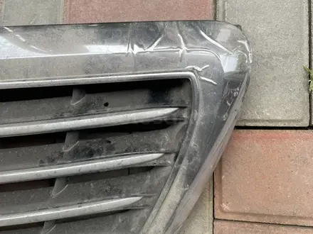 Решетку радиатора Mercedes W222 за 40 000 тг. в Алматы – фото 2