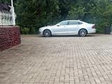 Volvo S90 2021 года за 25 000 000 тг. в Алматы – фото 2