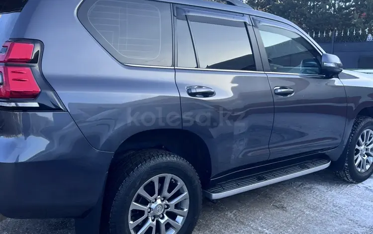 Toyota Land Cruiser Prado 2019 года за 32 000 000 тг. в Астана