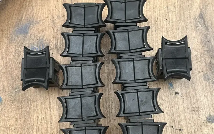 Разделитель подстаканник Тойота Камри 50-55 за 6 000 тг. в Алматы