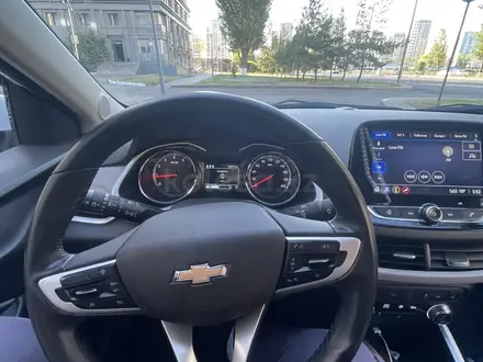 Chevrolet Onix 2023 года за 6 000 000 тг. в Астана – фото 9