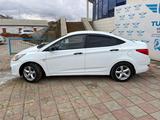 Hyundai Accent 2014 годаfor5 000 000 тг. в Атырау – фото 2