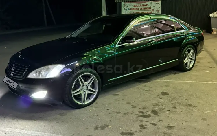 Mercedes-Benz S 550 2008 годаfor9 000 000 тг. в Алматы