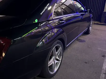 Mercedes-Benz S 550 2008 года за 9 000 000 тг. в Алматы – фото 31