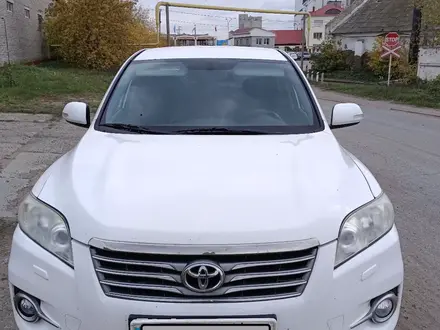 Toyota RAV4 2010 года за 6 900 000 тг. в Петропавловск