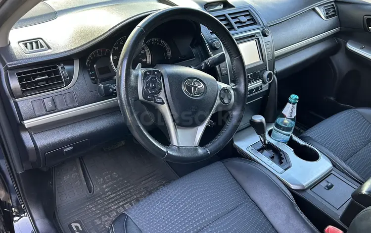 Toyota Camry 2014 годаүшін8 600 000 тг. в Караганда