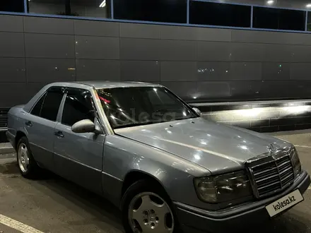 Mercedes-Benz E 280 1993 года за 1 900 000 тг. в Караганда – фото 10