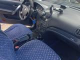 Chevrolet Aveo 2010 года за 1 800 000 тг. в Петропавловск – фото 2