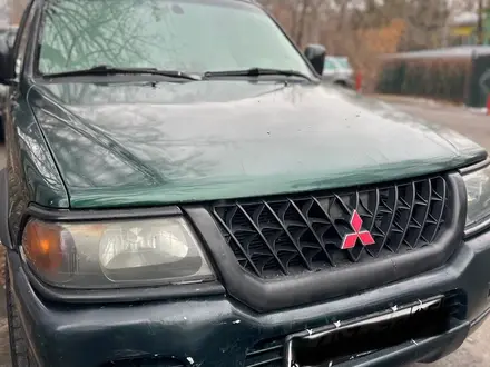 Mitsubishi Montero Sport 2000 года за 3 800 000 тг. в Алматы – фото 2