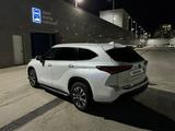Toyota Highlander 2022 года за 24 000 000 тг. в Шымкент – фото 4