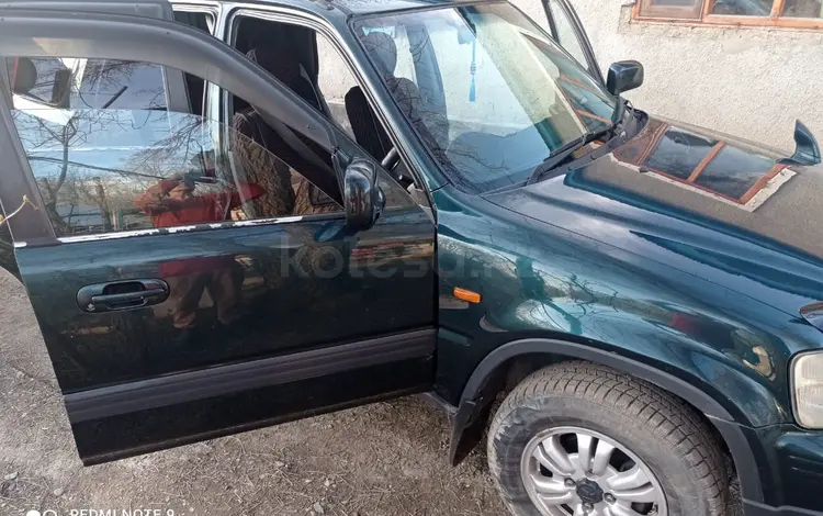 Honda CR-V 1996 годаүшін3 100 000 тг. в Алматы