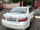 Toyota Camry 2007 годаүшін6 700 000 тг. в Алматы – фото 2