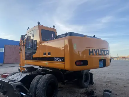 Hyundai  2000w7 2004 года за 21 000 000 тг. в Астана – фото 10