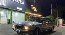 BMW 740 1993 годаүшін1 500 000 тг. в Алматы