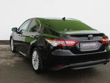 Toyota Camry 2021 года за 15 600 000 тг. в Кызылорда – фото 2