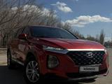 Hyundai Santa Fe 2019 года за 8 800 000 тг. в Астана – фото 2