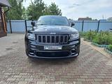 Jeep Grand Cherokee 2012 года за 15 200 000 тг. в Петропавловск – фото 2