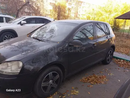 Volkswagen Golf 2006 года за 3 600 000 тг. в Караганда – фото 3