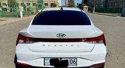 Hyundai Elantra 2022 года за 9 900 000 тг. в Атырау – фото 4