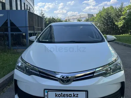 Toyota Corolla 2018 года за 7 100 000 тг. в Алматы