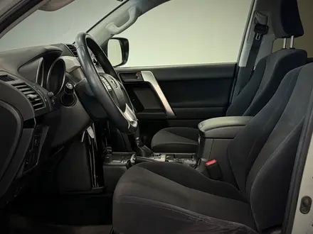 Toyota Land Cruiser Prado Comfort 2016 года за 18 900 000 тг. в Астана – фото 12