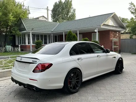 Mercedes-Benz E 63 AMG 2018 года за 35 700 000 тг. в Алматы – фото 11